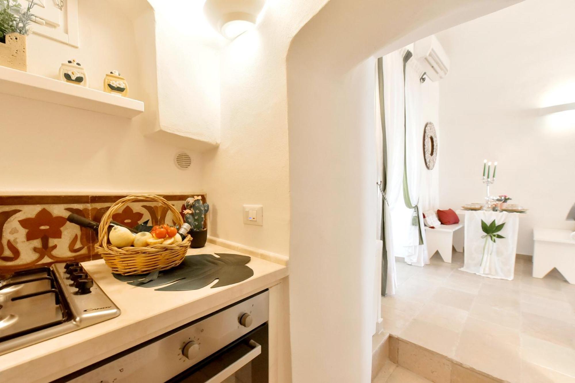 Stellaris Suite Con Jacuzzi Idromassaggio E Incantevole Vista Mare Ostuni Esterno foto